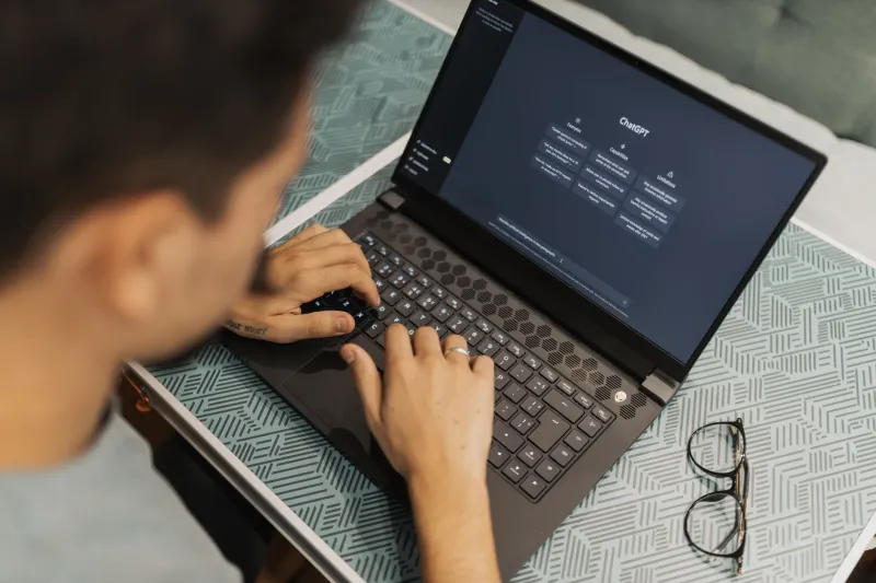 Intelligenza Artificiale Generativa nelle PMI: La Trasformazione Silenziosa del Tessuto Produttivo Italiano